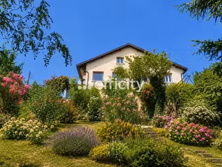 maison 7 pièces - 220 m²