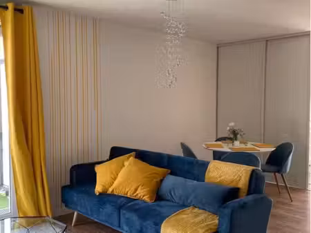 appartement de standing avec terrasse  balcon et parking