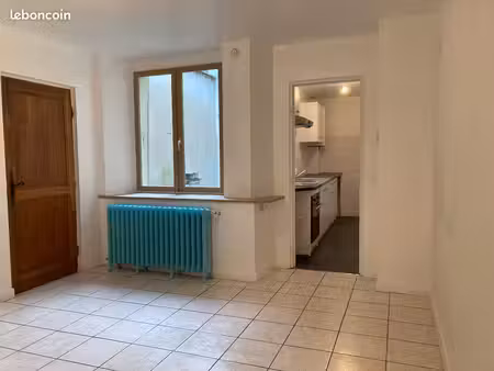 à louer f2
