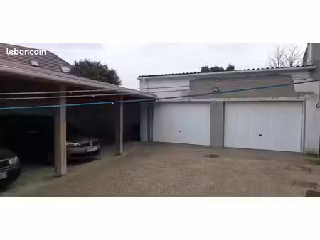 garage à louer
