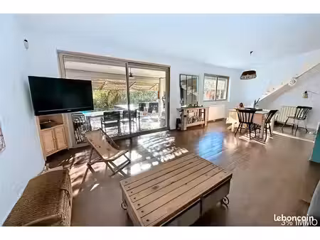 mas 6 pièces 117 m²
