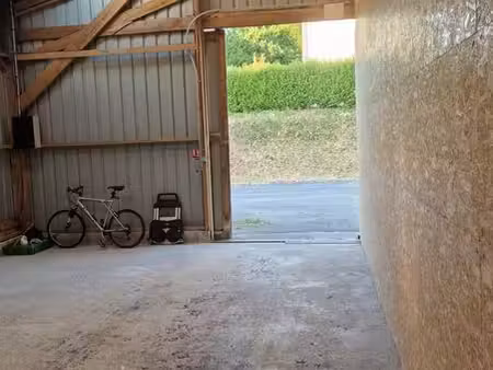 local de stockage 57m2 sur brélès