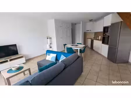 loue duplex 2 pièces avec balcon proche gare rer c - meublé - 40m²
