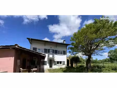 maison 4 pièces 85 m²
