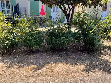 maisonnette 44m2 jardinet parking proche sortie autoroute