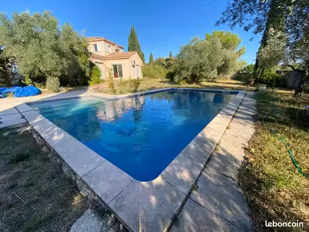 maison 165 m² – piscine 11x5 – 4 chambres – terrain 1 500 m² – poulx