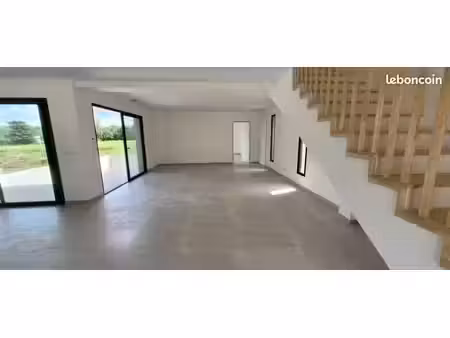 villa récente de 135m² près d'uzès