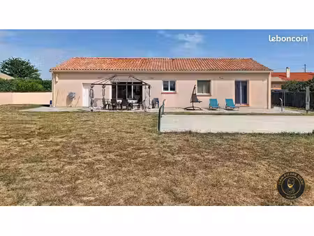 propriété 4 pièces 120 m²