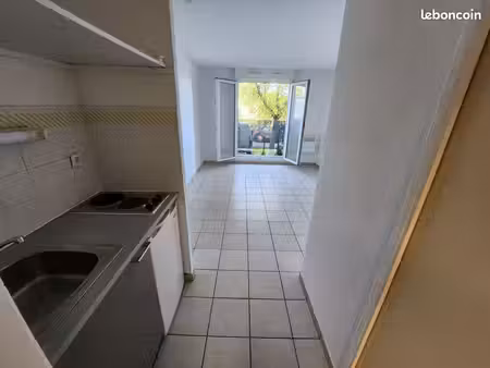 grabels – euromédecine / la valsière –vendds studio loué avec terrasse
