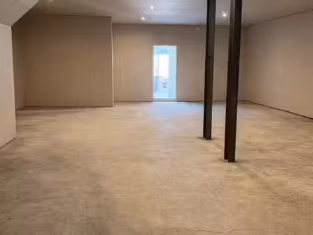 garage sécurisé à louer – stockage & stationnement