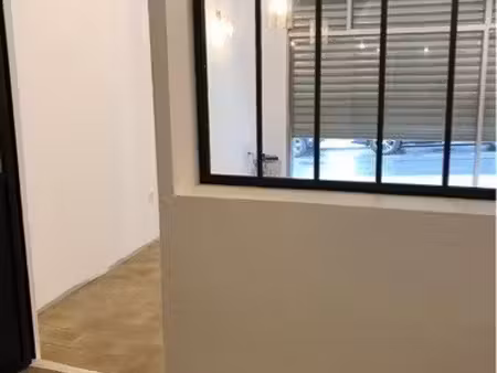 local commercial hyper centre