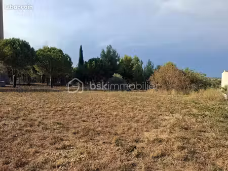 terrain 1 180 m² adissan