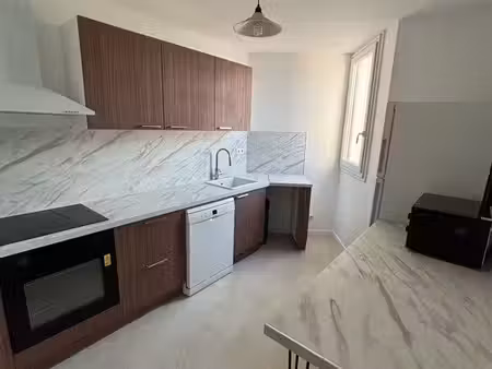 appartement meublé 107 m² avec 3 chambres  terrasse et garage – castanet-tolosan