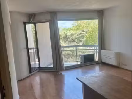 studio t1 de 27 81 m2 avec terrasse