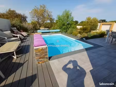villa 4 pièces 110 m²