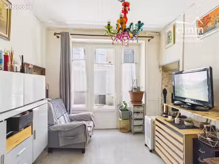 maison de village 5 pièces 95 m²