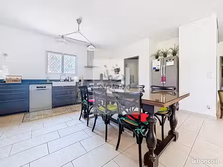 maison 5 pièces 135 m²
