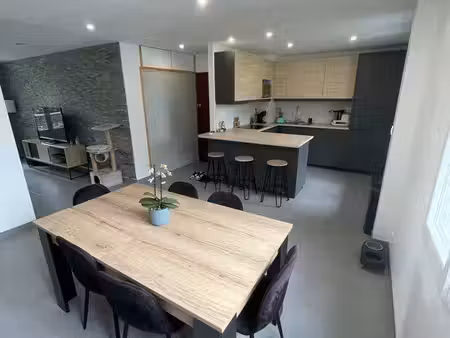 apparemment 71 m2  3 pièces villard-bonnot