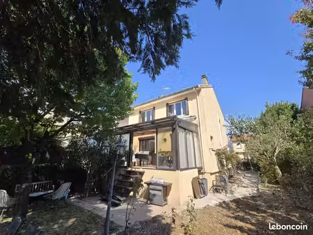maison 4 pièces 85 m²