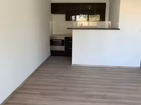 t2 refait à neuf | balcon & place de parking
