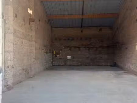 à louer local 90 m2