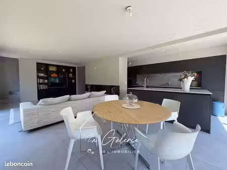 maison 6 pièces 139 m²