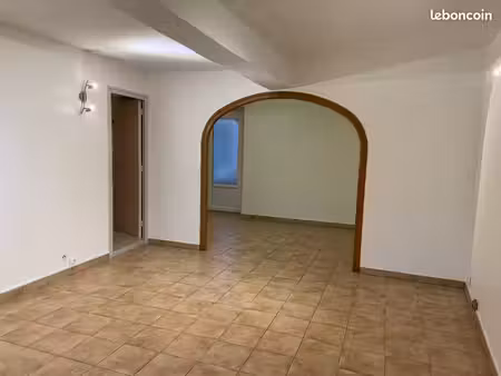 location maison de village à chapareillan