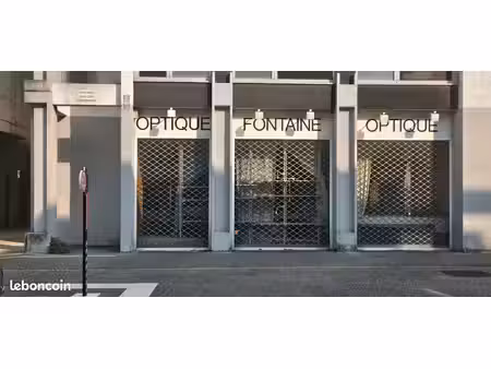 local commercial à louer – 63 4 m² – fontaine (38600)
