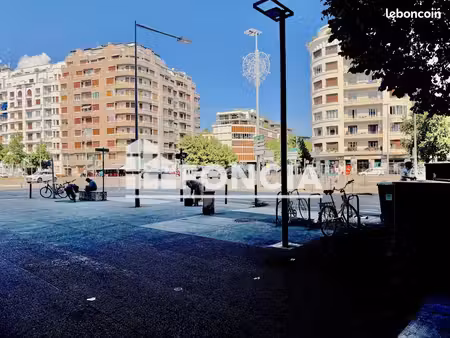 location - local commercial - 20 m² - 8 400 /an hc ht -