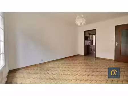a vendre maison de village 3 pièces avec garage