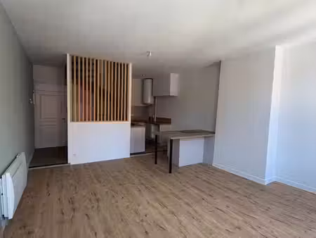 appartement duplex t3 de 63 m² rénové – rue chaussade