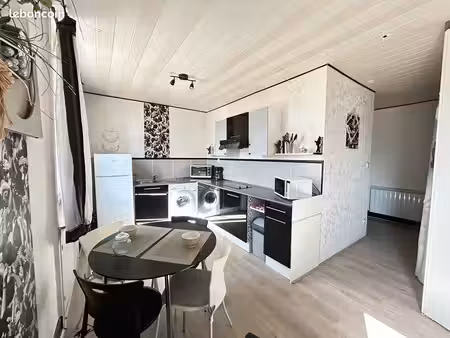 secteur jacquard appartement : 37 33 m2 meublé  équipé : 42000 st etienne
