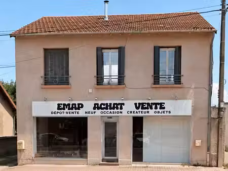 local 80 m² – stockage  bureau  showroom – 300 /mois
