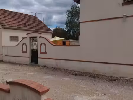 location meublée 63m2 / 590 euros /