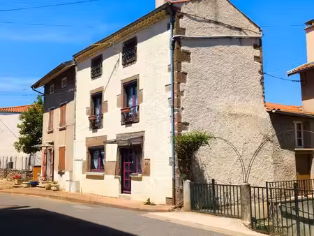 maison de village 4 pièces 70 m²