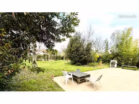 maison 7 pièces 179 m2