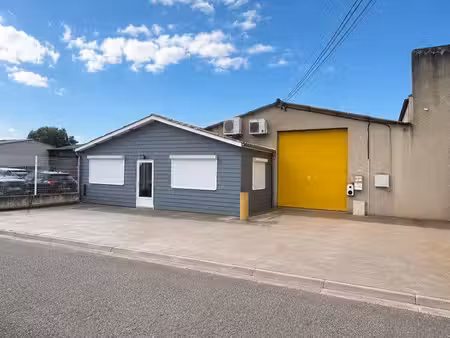 bâtiment professionnel + bureaux climatisé