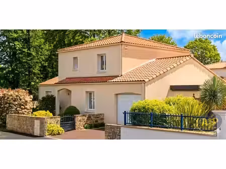 maison 6 pièces 111 m²