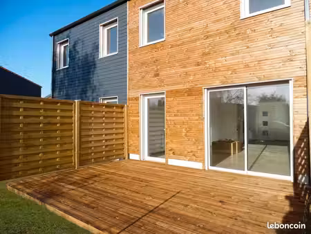 maison de 88 m² - 3 chambres - avec terrasse