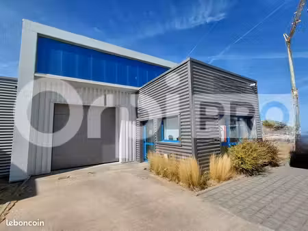 local d'activité 168 m²