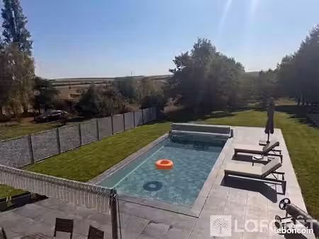 maison 7 pièces 133 m²