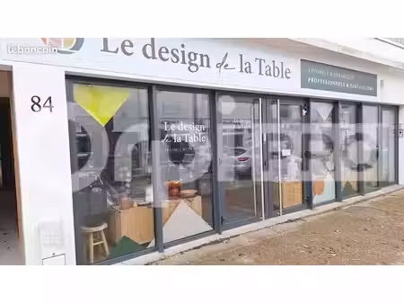 local commercial 69 m²