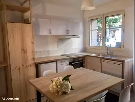 studio 31m² rénové auray centre historique – place aux roues – proche saint-goustan
