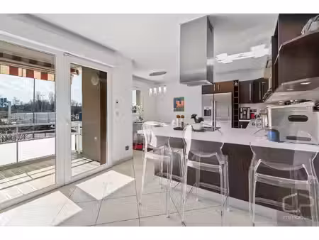 appartement contemporain 5 pièces dont 4 chambres 74240 gail