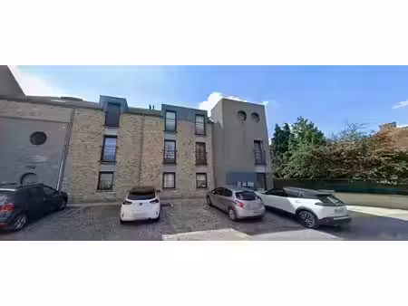 chouette appartement 2ch + parking