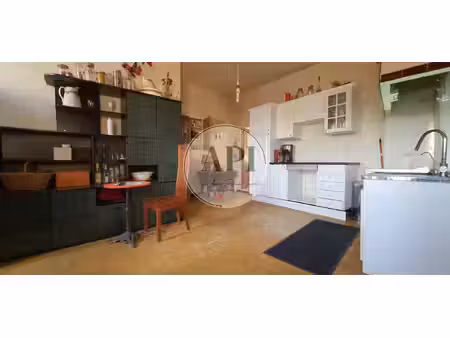 maison de ville à rénover avec vue!