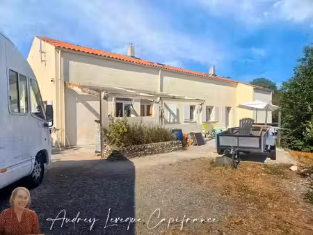 maison à vendre saint pierre d'amilly 7 pièce(s) 196m2 320 000€