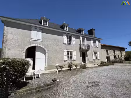 achat : maison (64190)