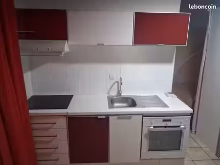 charmant studio tout équipé avec piscine en bas de villa climatisé