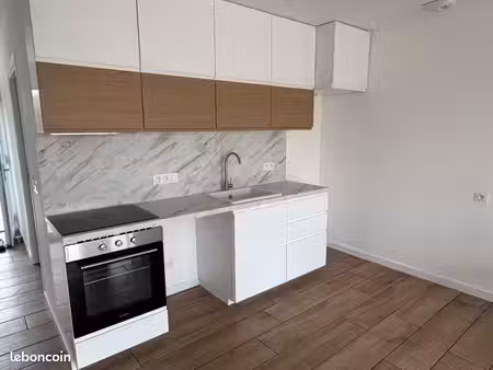 maison neuve de plain-pied pmr – 3 chambres – jardin arboré avec vue sur les vignes – le p